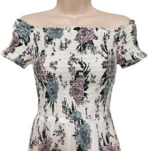 H&M off the shoulder dress size 4 Small